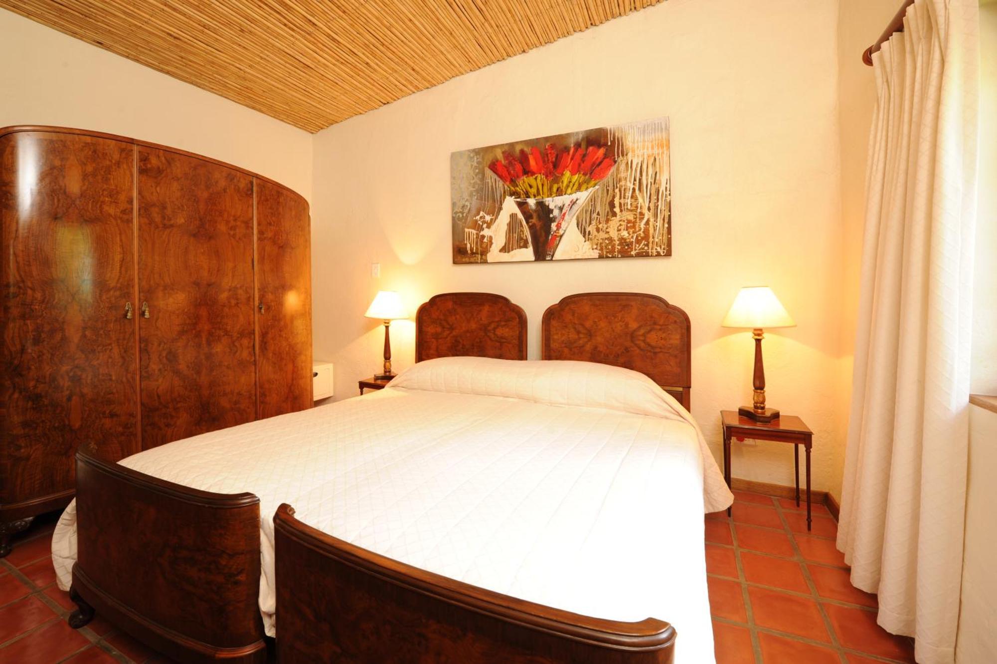Amberg Country Estate Guest House Парл Стая снимка